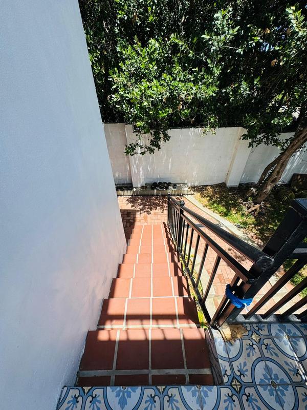 5 Bedroom Property for Sale in Sandbaai Western Cape